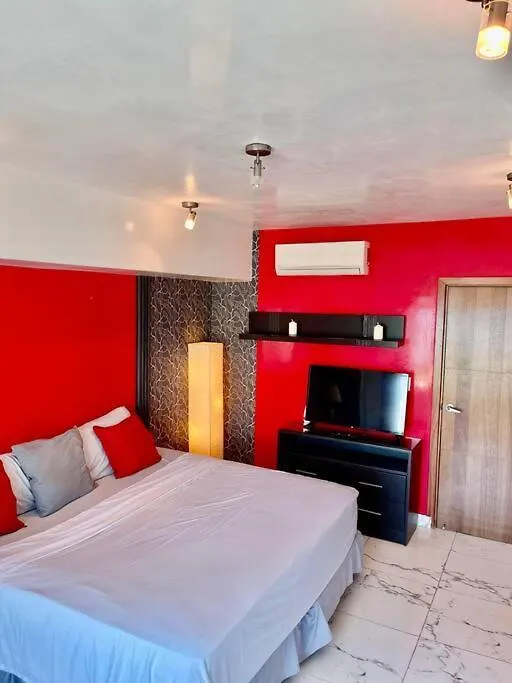 Lux Beachfront 2-Br Apartment Restaurant Санто-Доминго 0*,