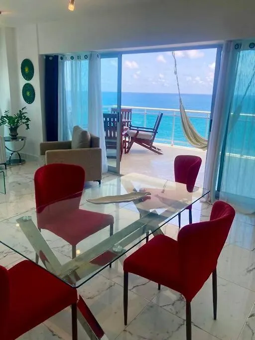 Lux Beachfront 2-Br Apartment Restaurant Санто-Доминго